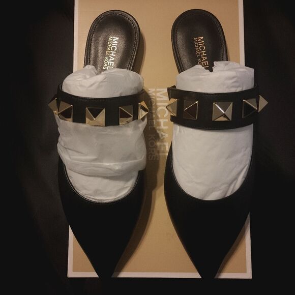 💯🔥MICHAEL KORS Women's Wren Flex Flat Studded Slip Ons, BLACK SIZE 6.5M🔥🔥N - Picture 3 of 9